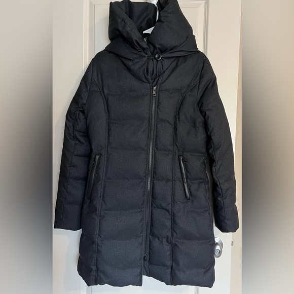 Ookpik Island Black Downfill Jacket Size Large - Picture 1 of 14